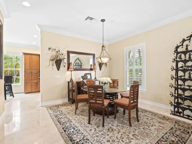4-bedroom home for sale in Fort Lauderdale - 1421 SW 20th Court - MondialRealty