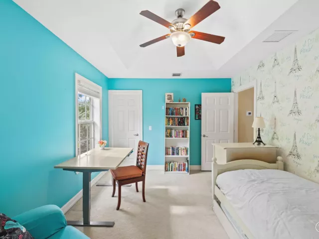 4-bedroom home for sale in Fort Lauderdale - 1421 SW 20th Court - MondialRealty