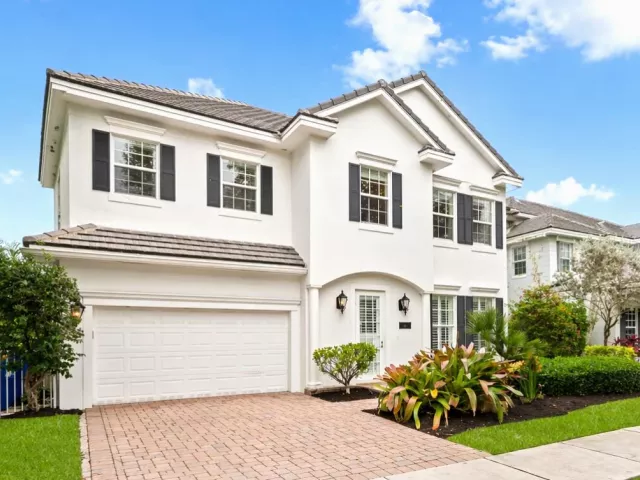 4-bedroom home for sale in Fort Lauderdale - 1421 SW 20th Court - MondialRealty