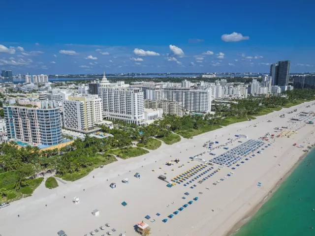 3-bedroom condo for rent in Miami Beach - 1500 Ocean Dr 1003 - MondialRealty