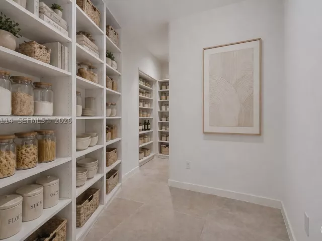 5-bedroom condo for sale in Miami - 2675 S Bayshore Dr 602S - MondialRealty