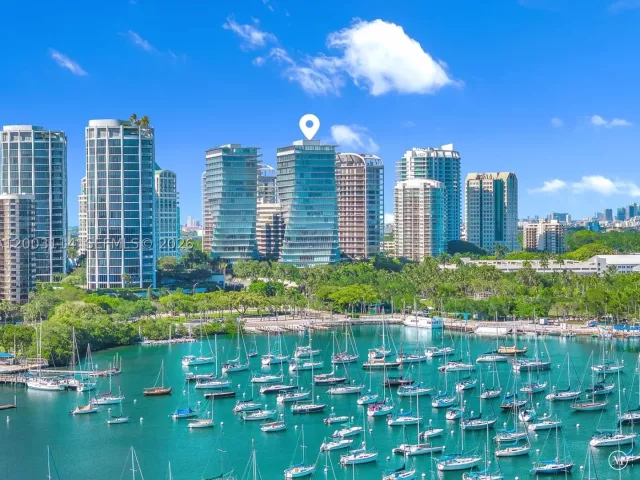 5-bedroom condo for sale in Miami - 2675 S Bayshore Dr 602S - MondialRealty