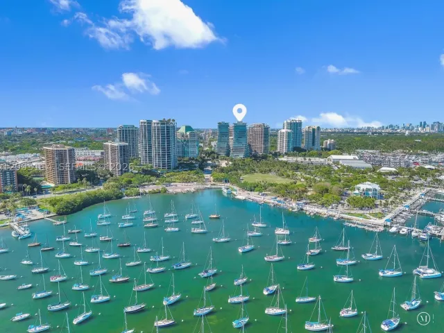 5-bedroom condo for sale in Miami - 2675 S Bayshore Dr 602S - MondialRealty