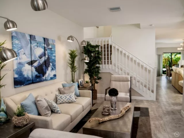 3-bedroom home for sale in Miami - 12525 NW 23rd Pl - MondialRealty