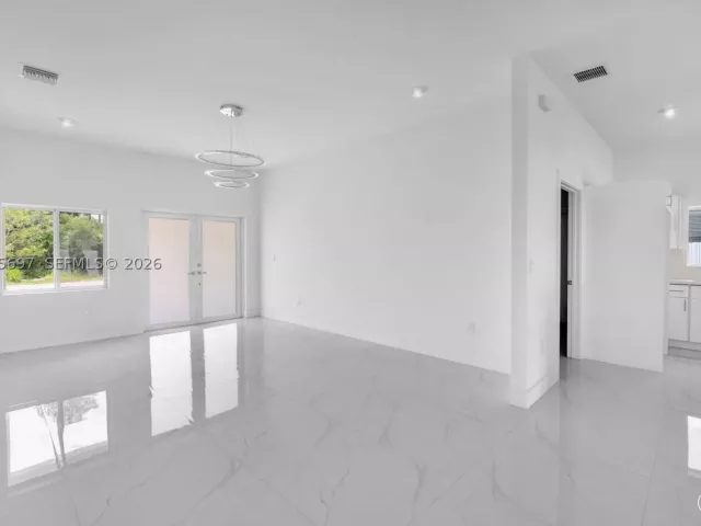 4-bedroom home for sale in Homestead - 12901 SW 265th St - MondialRealty