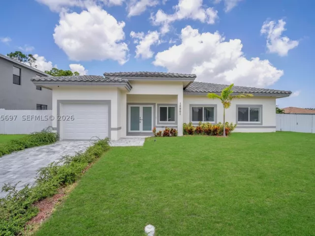 4-bedroom home for sale in Homestead - 12901 SW 265th St - MondialRealty