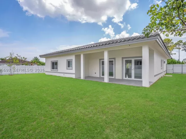 4-bedroom home for sale in Homestead - 12901 SW 265th St - MondialRealty