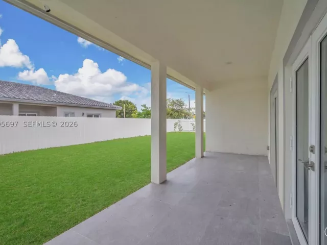 4-bedroom home for sale in Homestead - 12901 SW 265th St - MondialRealty