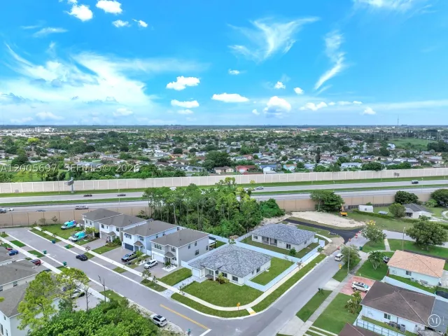 4-bedroom home for sale in Homestead - 12901 SW 265th St - MondialRealty