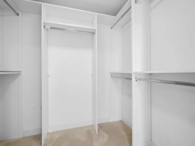 2-bedroom condo for rent in Fort Lauderdale - 2821 N Ocean Boulevard 401s - MondialRealty