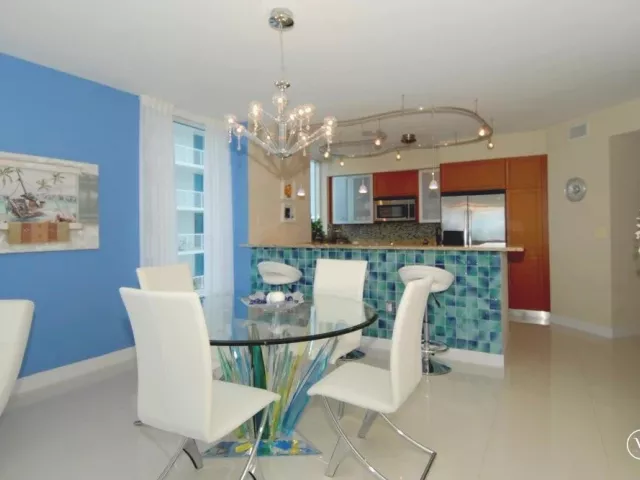 2-bedroom condo for rent in Fort Lauderdale - 2821 N Ocean Boulevard 401s - MondialRealty