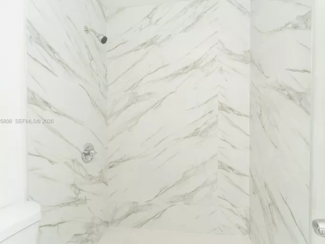 3-bedroom home for rent in Hollywood - 2260 Charleston St - MondialRealty