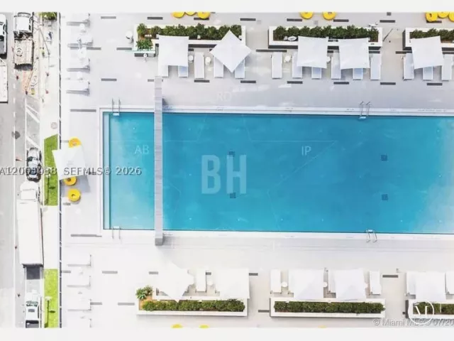 1-bedroom condo for rent in Miami - 55 SW 9th St 3610 - MondialRealty