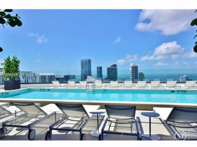 1-bedroom condo for rent in Miami - 55 SW 9th St 3610 - MondialRealty