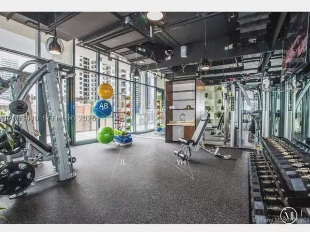 1-bedroom condo for rent in Miami - 55 SW 9th St 3610 - MondialRealty