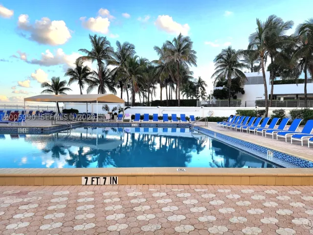 2-bedroom condo for rent in Hollywood - 3505 S Ocean Dr 209 - MondialRealty