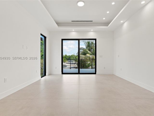 4-bedroom home for sale in Miami - 6449 SW 28th St - MondialRealty