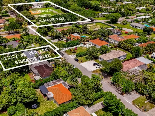 3-bedroom home for rent in Biscayne Park - 11222 NE 9th Ave - MondialRealty