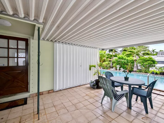 3-bedroom home for sale in Fort Lauderdale - 904 Citrus Isle - MondialRealty