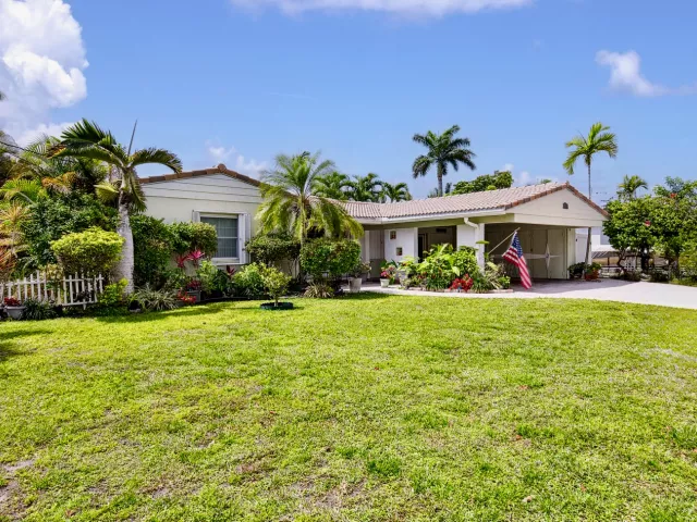 3-bedroom home for sale in Fort Lauderdale - 904 Citrus Isle - MondialRealty