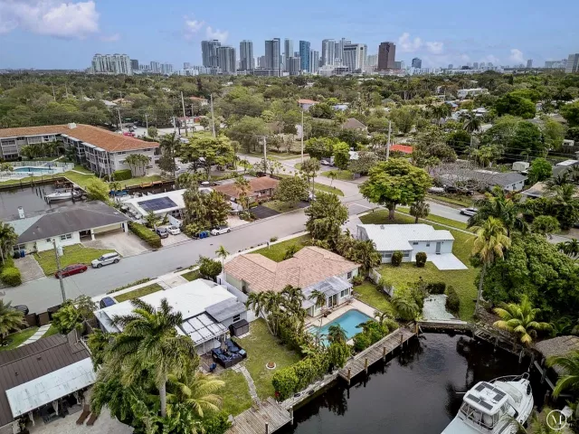 3-bedroom home for sale in Fort Lauderdale - 904 Citrus Isle - MondialRealty