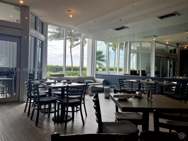 2-bedroom condo for sale in Sunny Isles Beach - 16500 Collins Ave 655 - MondialRealty