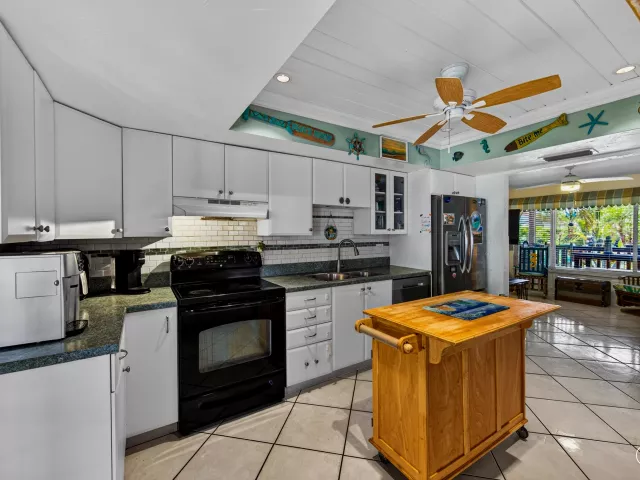 3-bedroom home for sale in Delray Beach - 5135 Palm Ridge Boulevard - MondialRealty