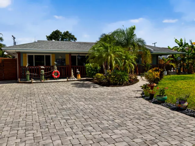 3-bedroom home for sale in Delray Beach - 5135 Palm Ridge Boulevard - MondialRealty
