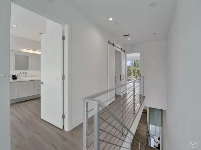 4-bedroom home for rent in Fort Lauderdale - 1222 NE 15th Avenue - MondialRealty