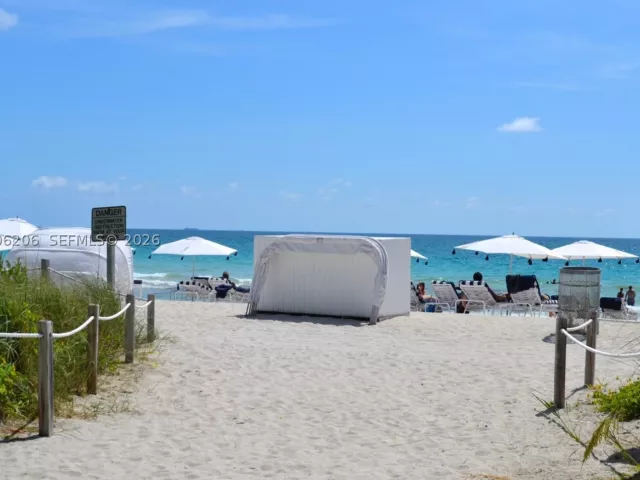 1-bedroom condo for rent in Miami Beach - 6515 Collins Ave 1505 - MondialRealty