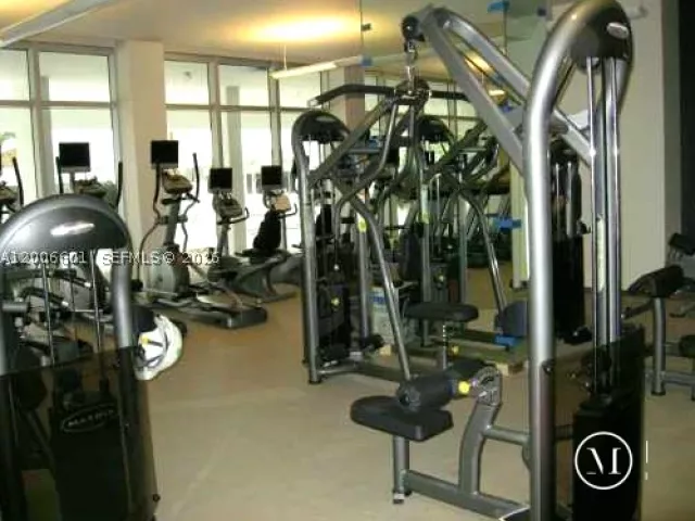2-bedroom condo for rent in Bal Harbour -  - MondialRealty