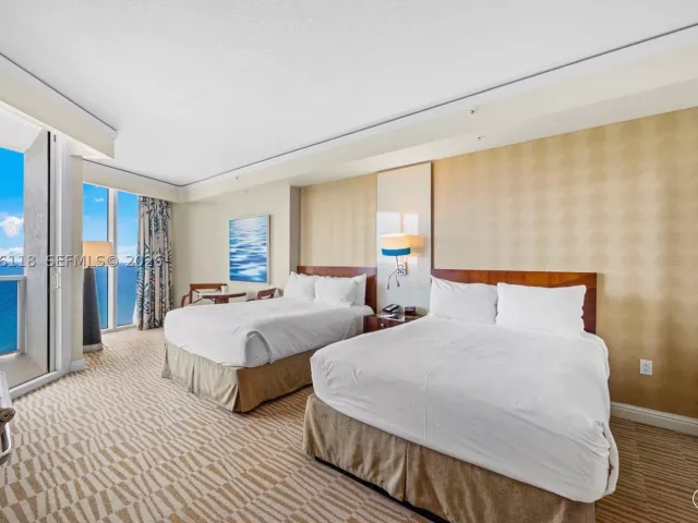 2-bedroom condo for sale in Sunny Isles Beach - 18001 Collins Ave 2209 - MondialRealty