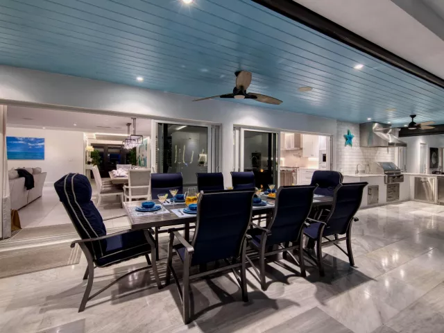 5-bedroom home for rent in Fort Lauderdale - 3109 NE 42nd Court - MondialRealty