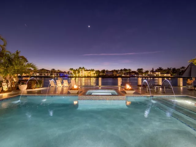 5-bedroom home for rent in Fort Lauderdale - 3109 NE 42nd Court - MondialRealty