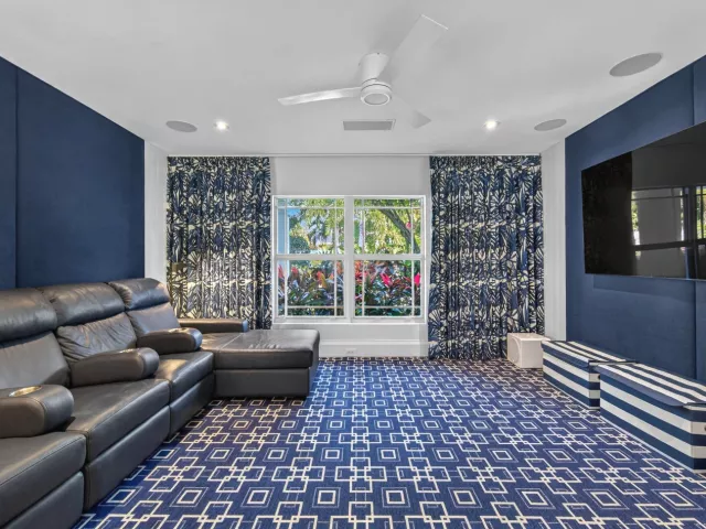 5-bedroom home for rent in Fort Lauderdale - 3109 NE 42nd Court - MondialRealty