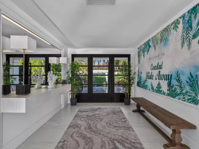 5-bedroom home for rent in Fort Lauderdale - 3109 NE 42nd Court - MondialRealty