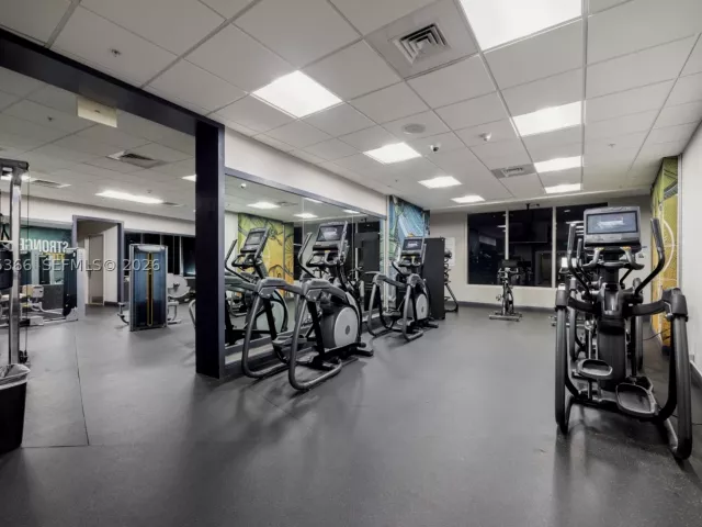 2-bedroom condo for sale in Miami - 1750 N Bayshore Dr 3801 - MondialRealty
