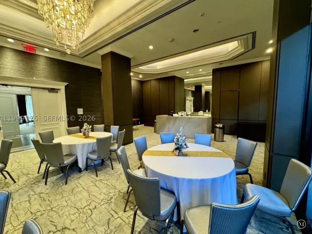 3-bedroom condo for sale in Aventura - 2000 Island Blvd 1801 - MondialRealty