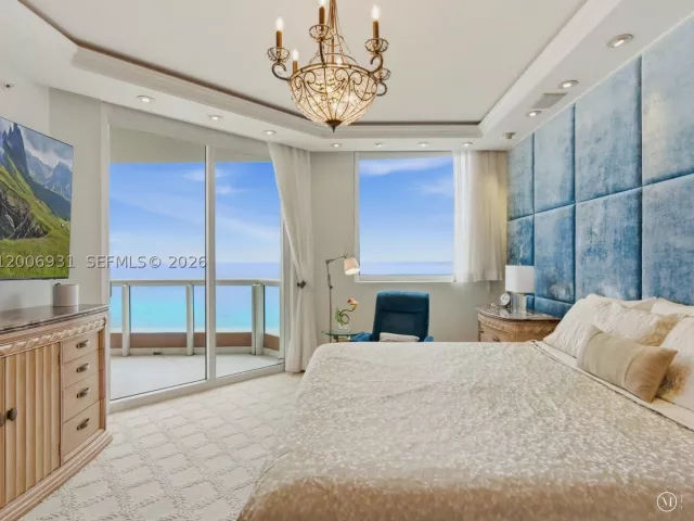 3-bedroom condo for rent in Sunny Isles Beach - 17875 Collins Ave 1501 - MondialRealty
