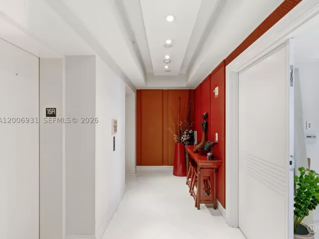 3-bedroom condo for rent in Sunny Isles Beach - 17875 Collins Ave 1501 - MondialRealty
