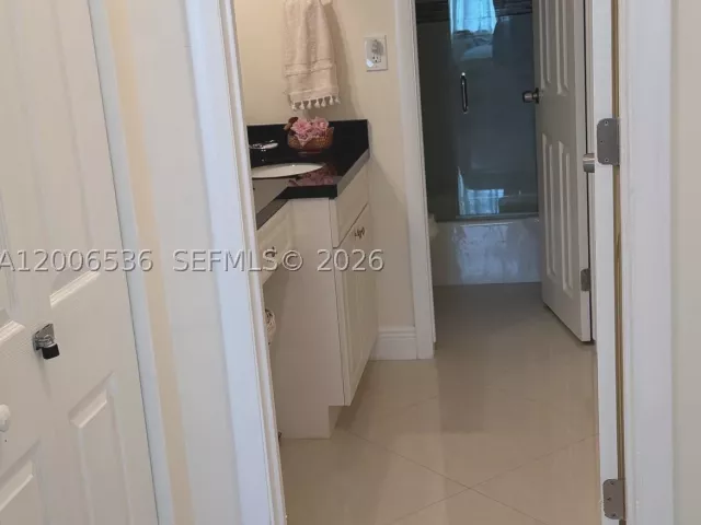 2-bedroom condo for rent in Hallandale Beach - 1985 S Ocean Dr 21P - MondialRealty