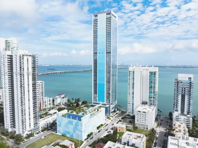 2-bedroom condo for sale in Miami - 700 NE 26th Ter 4206 - MondialRealty