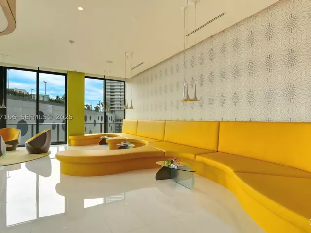 2-bedroom condo for sale in Miami - 501 NE 31st St 910 - MondialRealty
