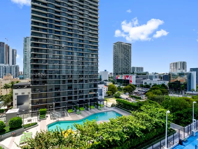 2-bedroom condo for sale in Miami - 501 NE 31st St 910 - MondialRealty