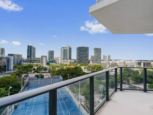 2-bedroom condo for sale in Miami - 501 NE 31st St 910 - MondialRealty