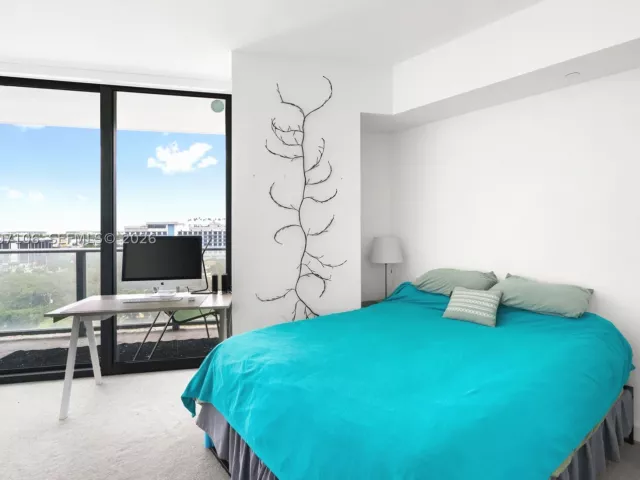 2-bedroom condo for sale in Miami - 501 NE 31st St 910 - MondialRealty