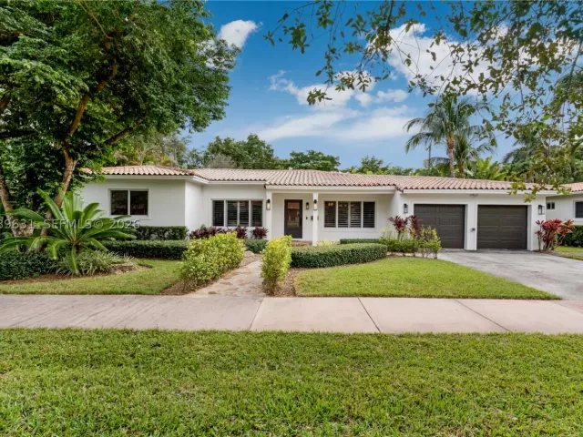 3-bedroom home for sale in Coral Gables - 426 Hardee Rd - MondialRealty