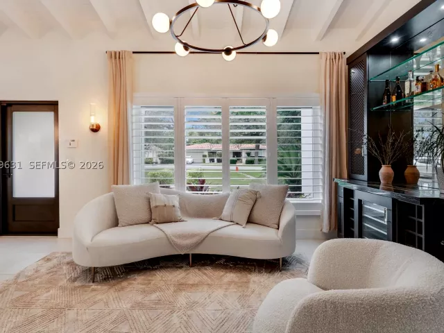 3-bedroom home for sale in Coral Gables - 426 Hardee Rd - MondialRealty