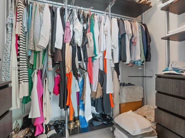 2-bedroom condo for sale in Miami - 480 NE 31st St 2405 - MondialRealty