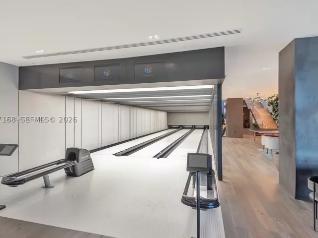 2-bedroom condo for sale in Miami - 480 NE 31st St 2405 - MondialRealty
